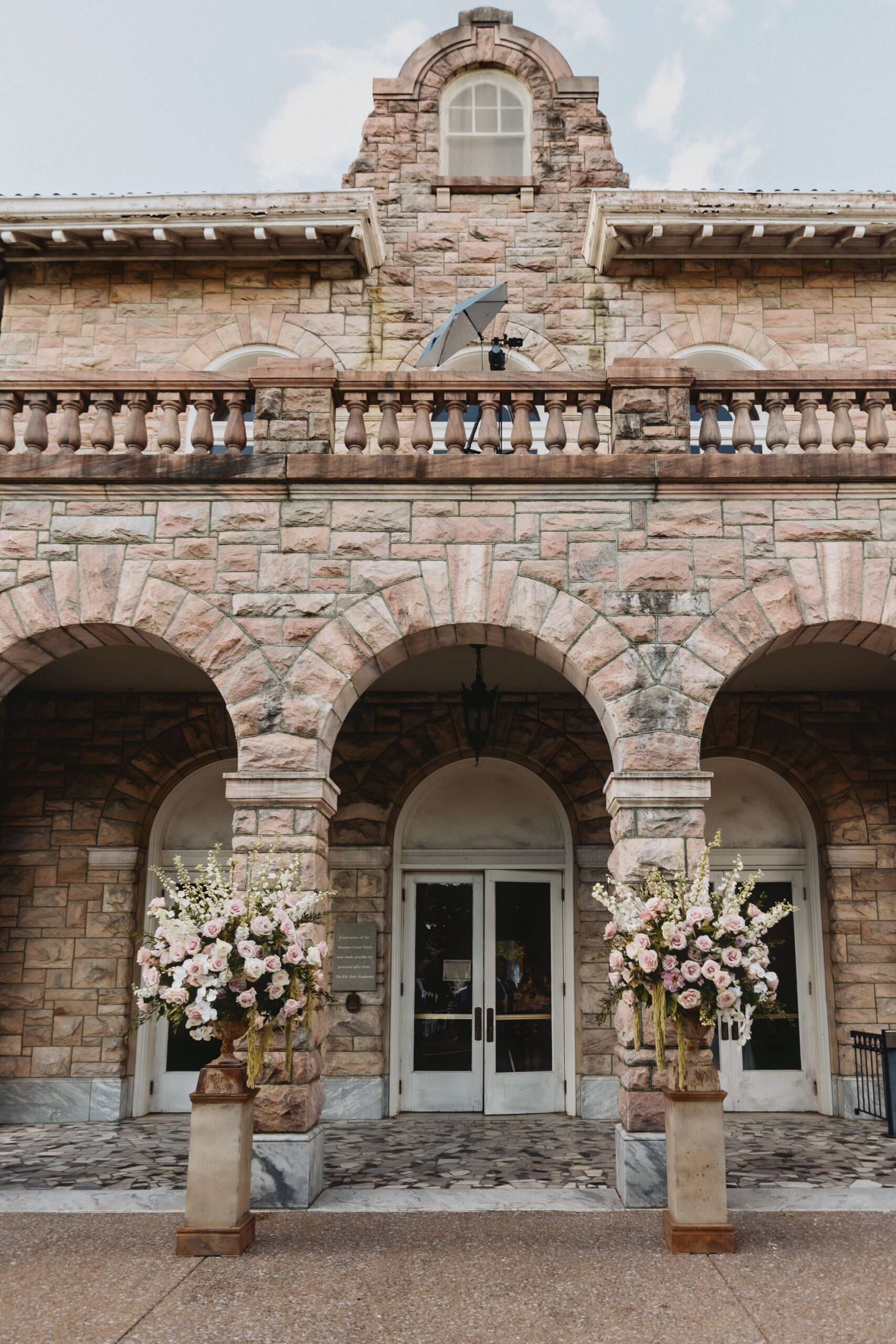 Mansion - Samantha & Eric Wedding - Kevin Barre Photography